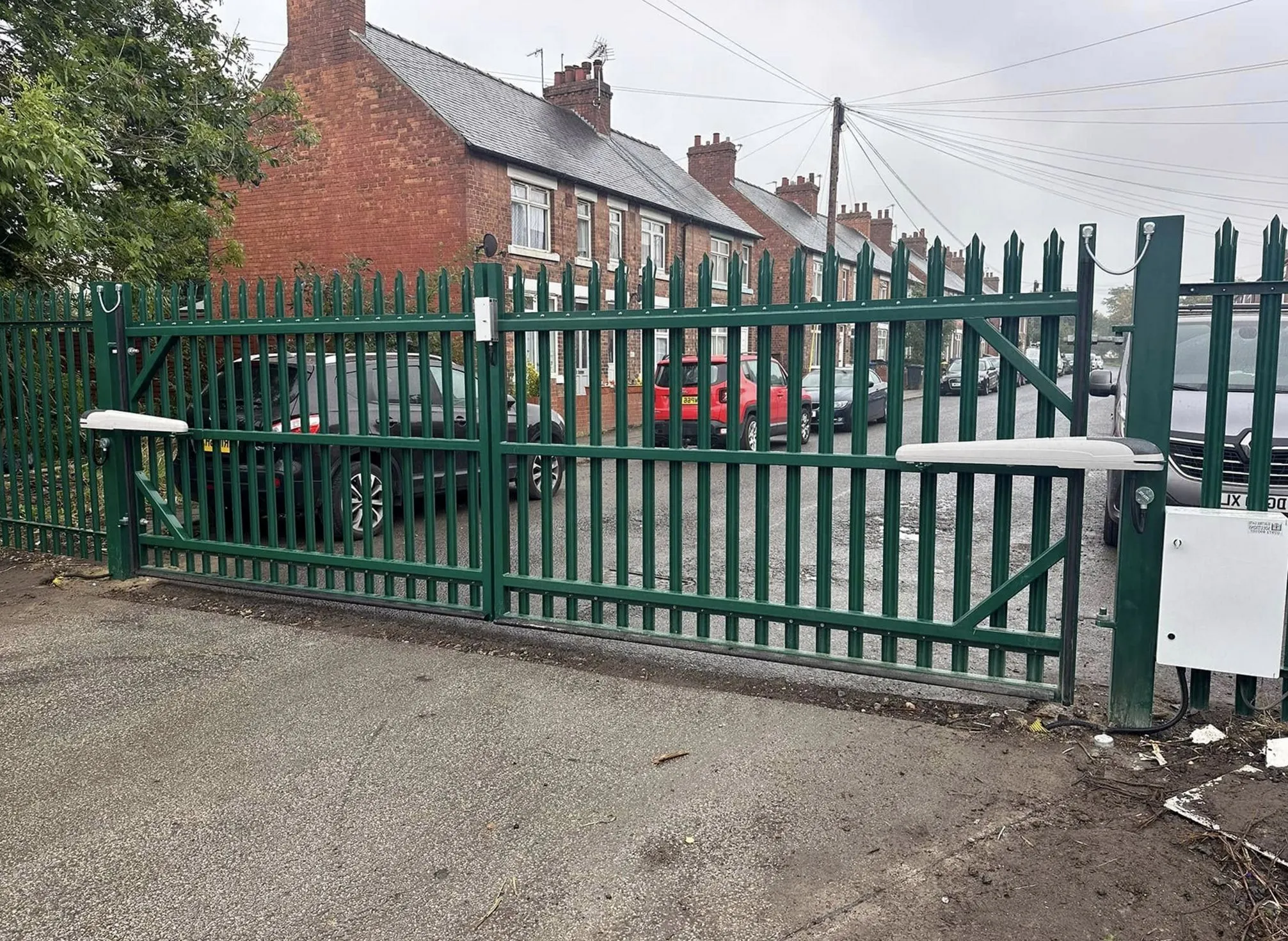 Keypad and intercom access control installation on automated gate, Naperville IL